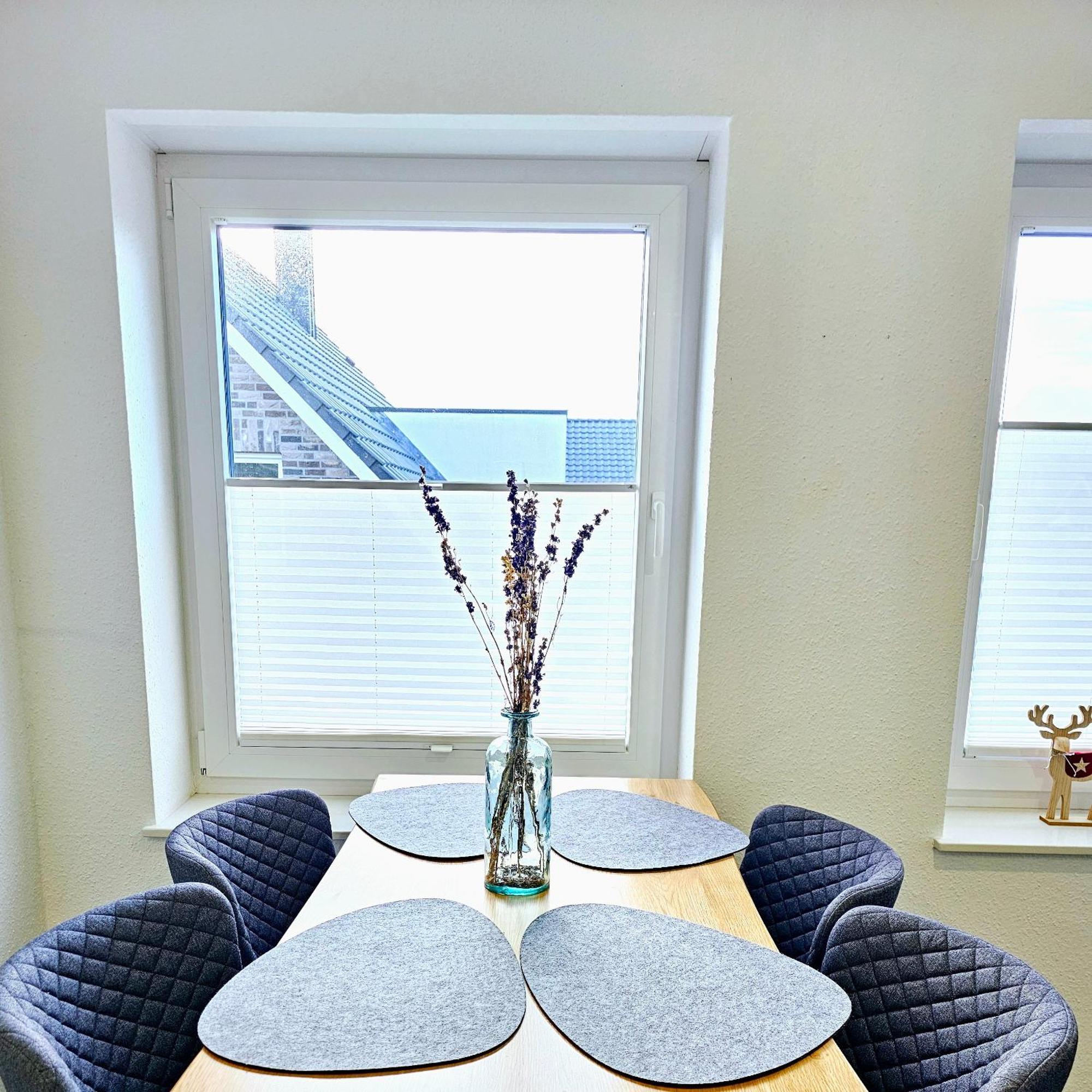 Exklusive Ferienwohnung In Lingen Holthausen 2Zim, 2Badez,Kueche,Balkon,Waschmaschine Extérieur photo